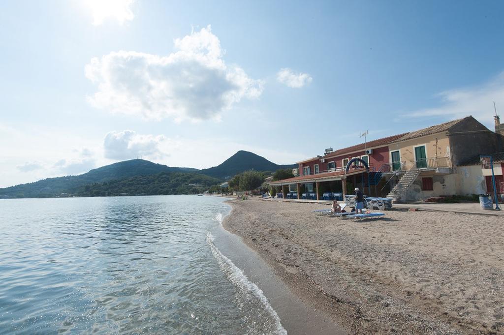 Sweet Memories Beach Houses Mesongí Buitenkant foto