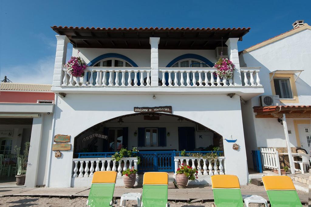 Sweet Memories Beach Houses Mesongí Buitenkant foto