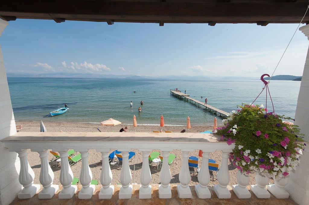 Sweet Memories Beach Houses Mesongí Buitenkant foto